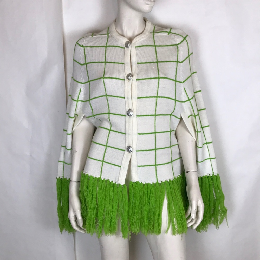 Vintage 60s green white knit fringe mod cape S XS